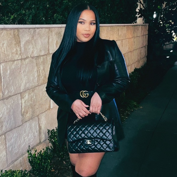 Meet your Posher, Gabrielle - Picture 1 of 1